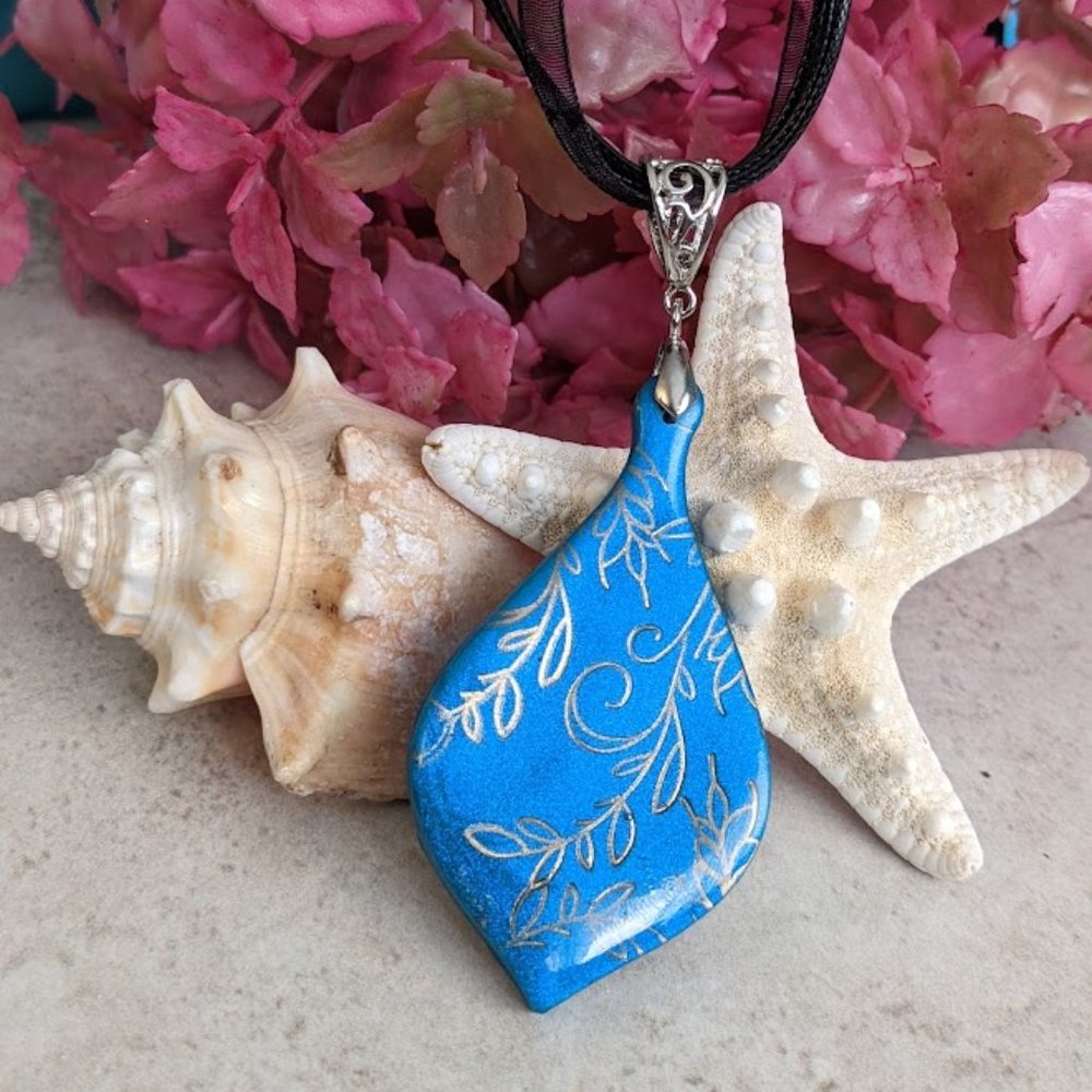 Beautiful Teal Teardrop Pendant